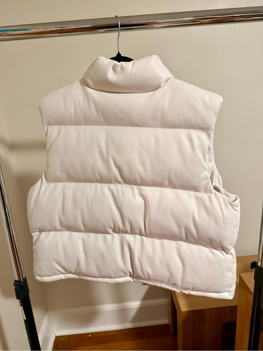 Express White Quilted Puffer Vest with Stand Collar